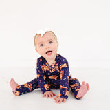 Knee-Grip Highland Cow Holiday Convertible Footie